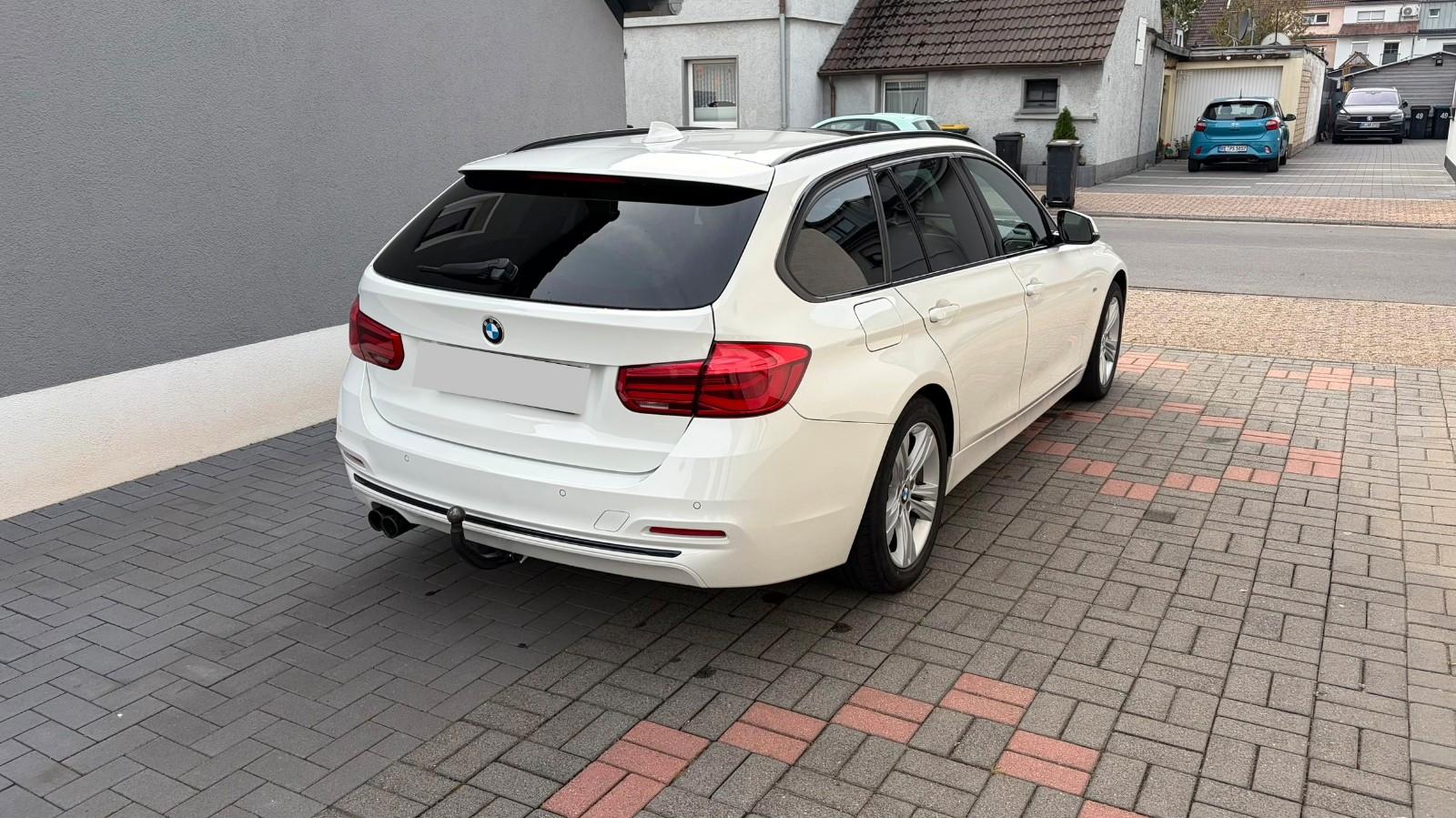 BMW 320i Touring Sport Line Sport Line