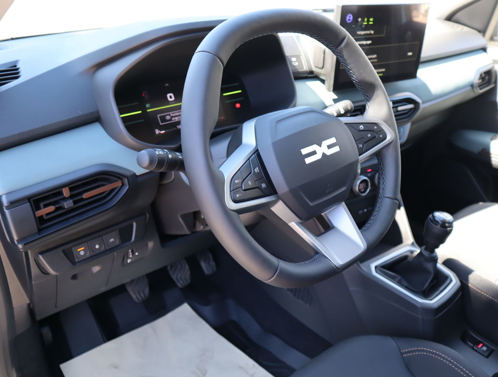 Dacia Sandero - Bild 10