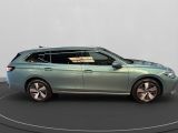Volkswagen Passat Variant 2.0 TDI DSG Elegance AHK*PANO - Volkswagen Passat Variant: Automatik