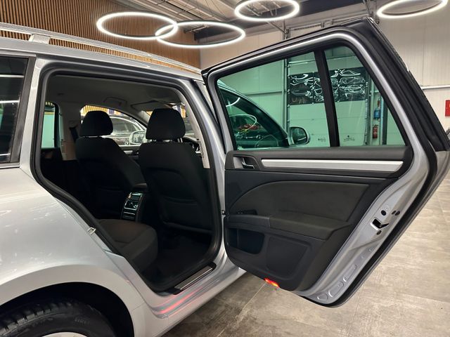 Skoda Superb Combi Exclusive *Xenon*PDC*Klima*DAB*Navi