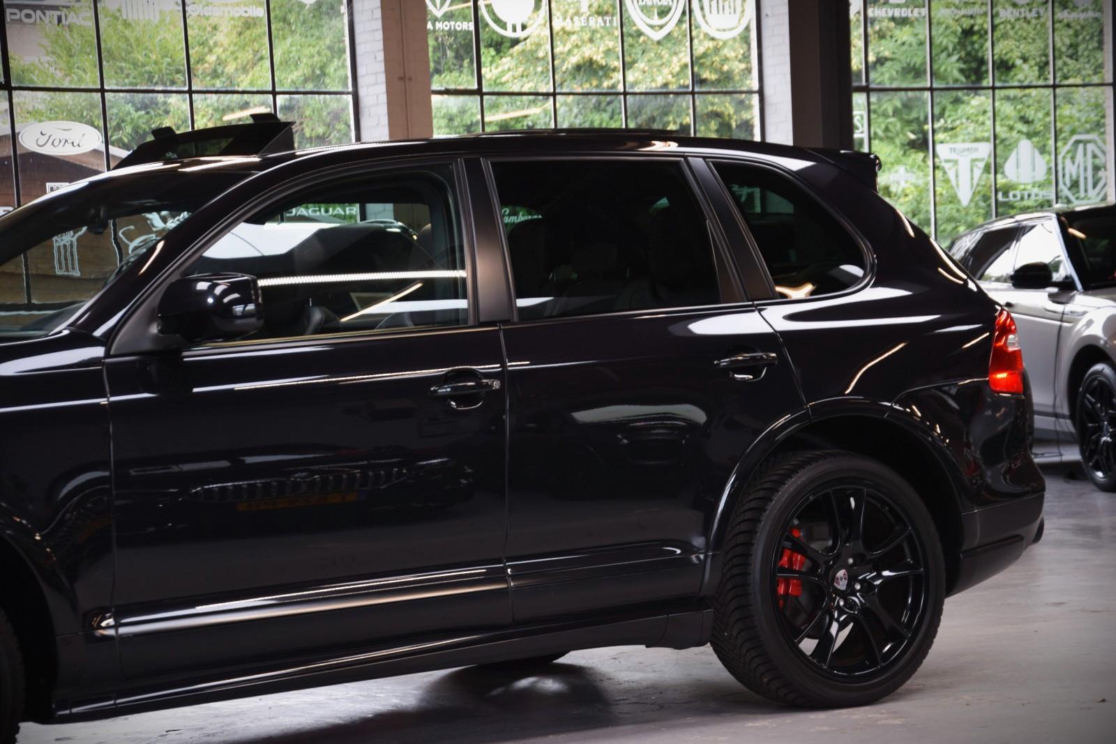 PORSCHE CAYENNE 4.8 GTS 405 ch 4X4 BVA - HAYON ÉLECTRIQUE - PACK SPORT - TOIT PANORAMIQUE