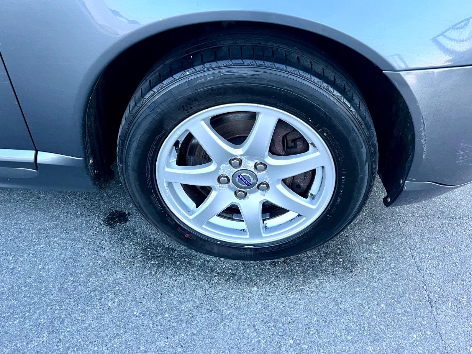 Volvo V70 2008 — photo 38