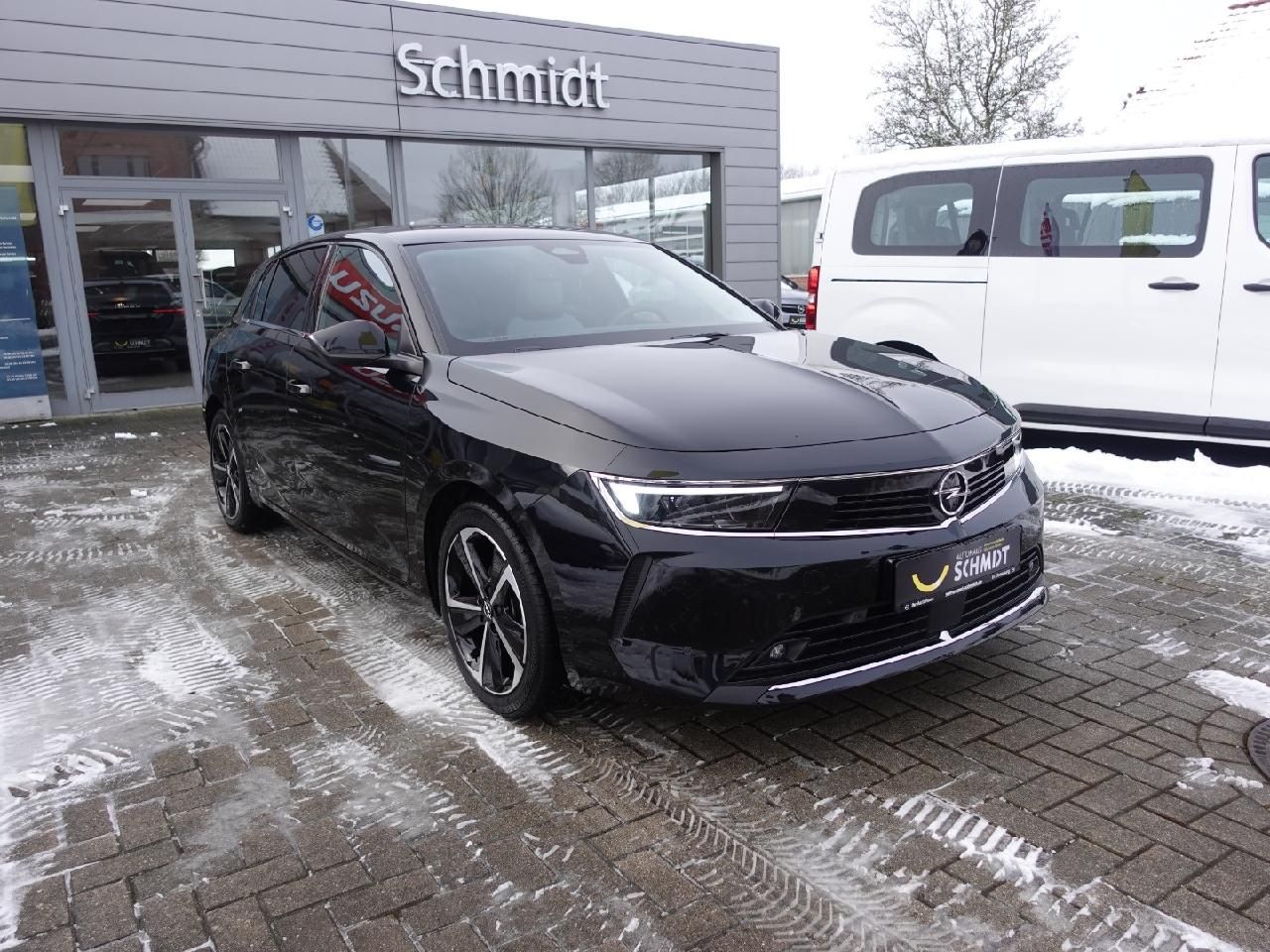 Fahrzeugabbildung Opel Astra L 1,2 Business Elegance