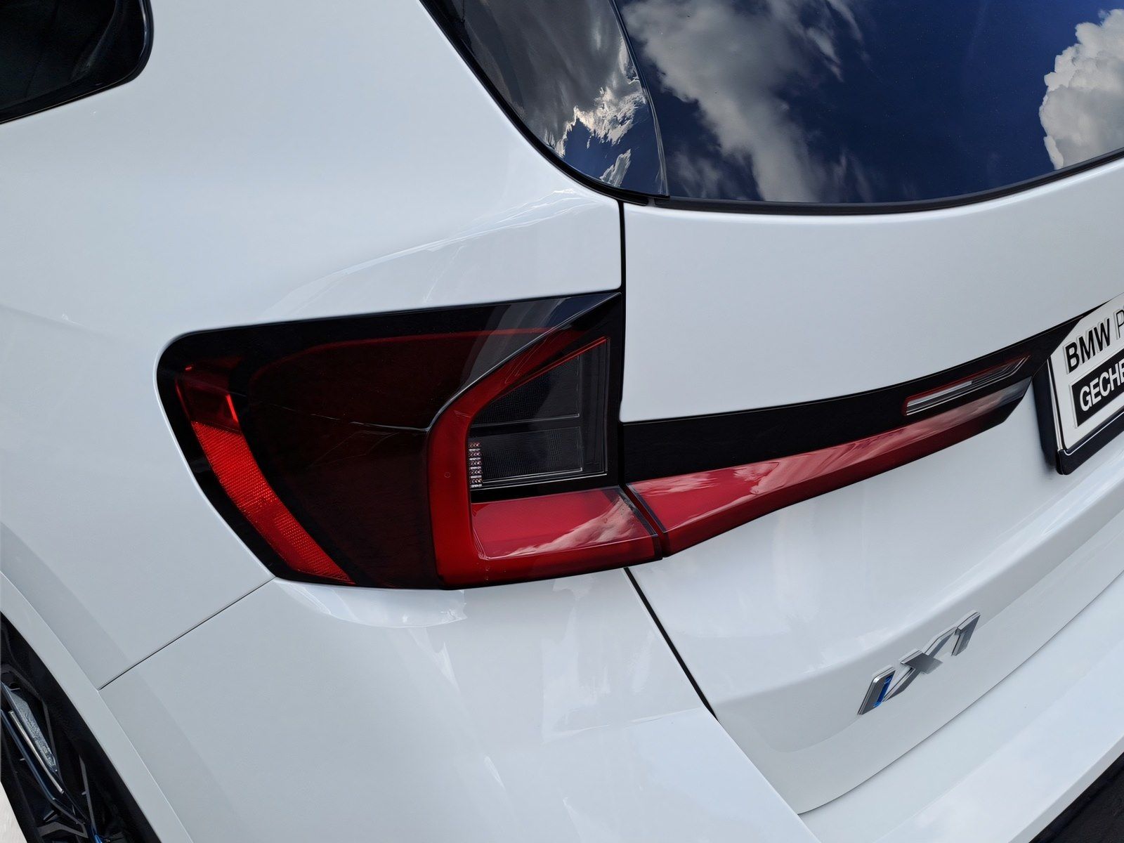 BMW iX1 - Bild 14