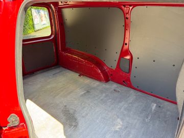 Volkswagen Caddy - 9