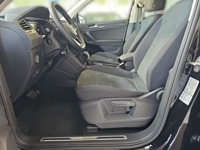 Fahrzeugabbildung Volkswagen Tiguan 1.5 TSI DSG Elegance MATRIX STANDHZ NAVI
