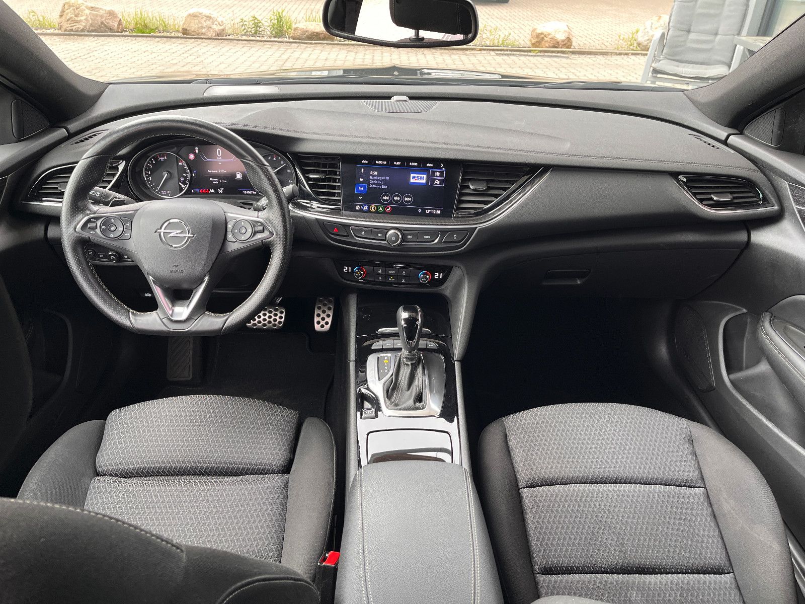 Fahrzeugabbildung Opel Insignia B Grand Sport GS Line 2.0 Turbo Autom.