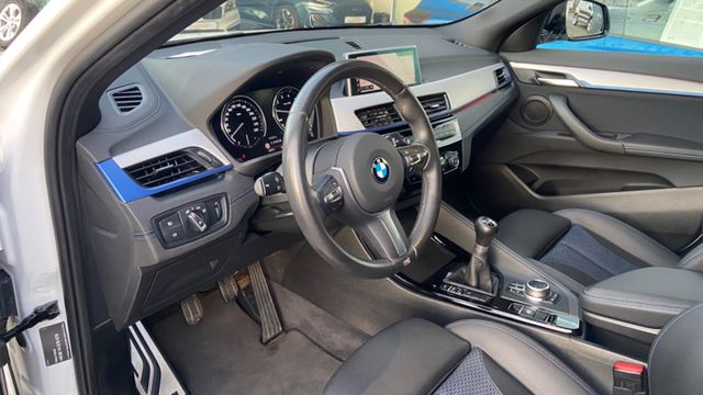 Fahrzeugabbildung BMW X2 sDrive 18 i M Sport NAVI, PDC !! 32.814 KM !!
