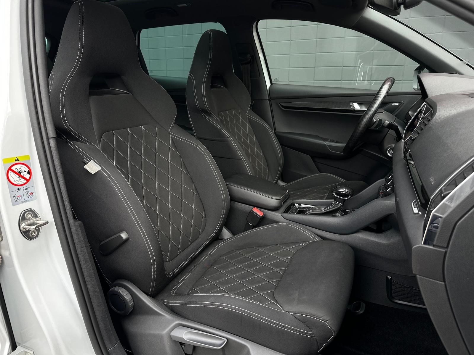 SKODA Karoq 2.0TSI SPORTLINE 4x4* LED#AHK#PANO#SH#KEYL - Image 16