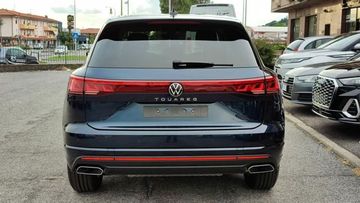 Volkswagen Touareg - 4