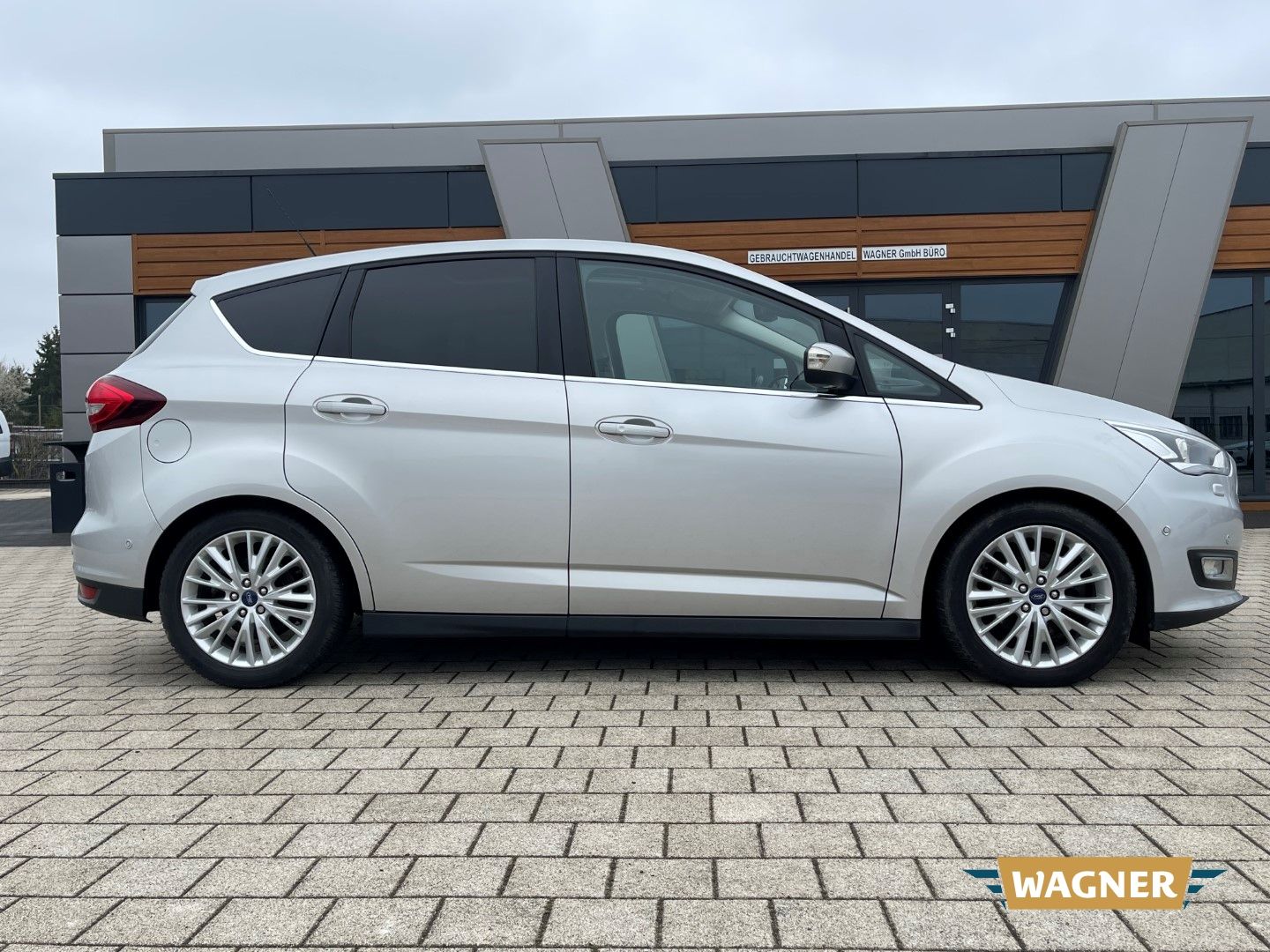 Fahrzeugabbildung Ford C-Max Titanium Automatik Sitzheizung Tempomat