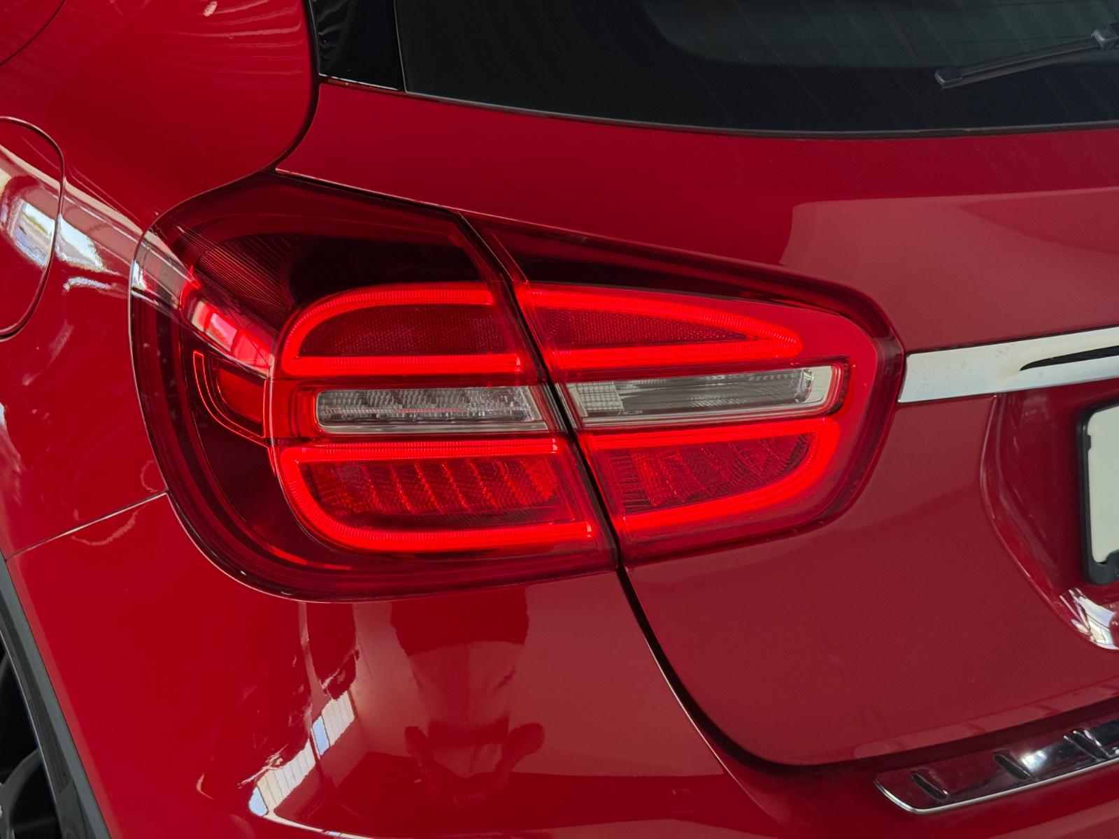 MERCEDES-BENZ GLA 45 AMG 2.0 360ch 4MATIC BVA Pack sport Sièges sport Historique présent - 2EME MAIN