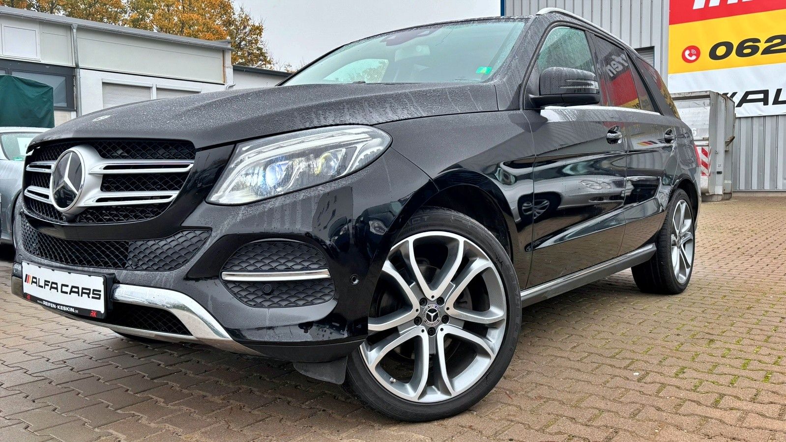 MERCEDES-BENZ GLE 350 d 4x4/AMG/360° KAMERA/NAVI/AHK/SHZ/PANO