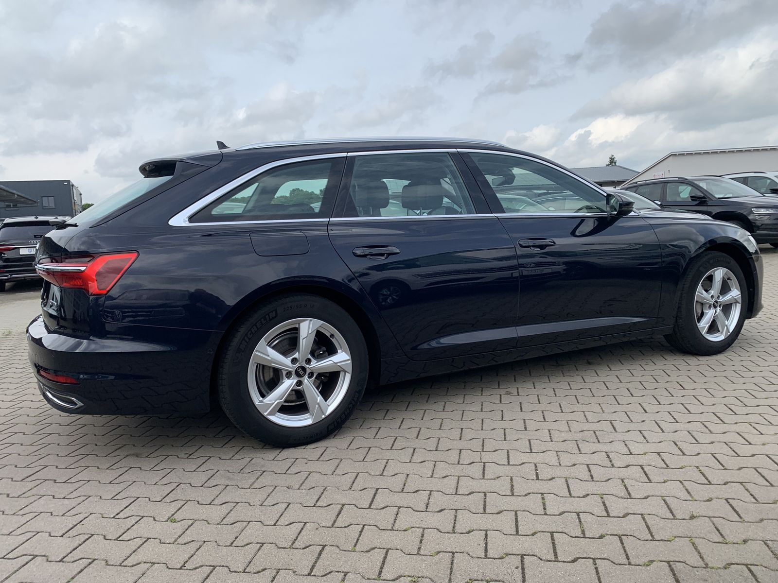 Fahrzeugabbildung Audi A6 40 TDI*Sport*Leder*AHK*Memory*Bang&Olufsen*