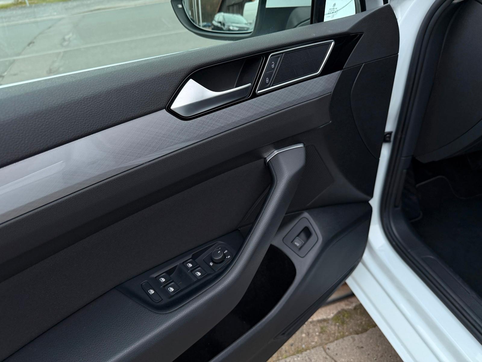 Volkswagen Passat Business *KAMERA*MASSAGE*APP*ACC*DSG*NAVI, миниатюра 6