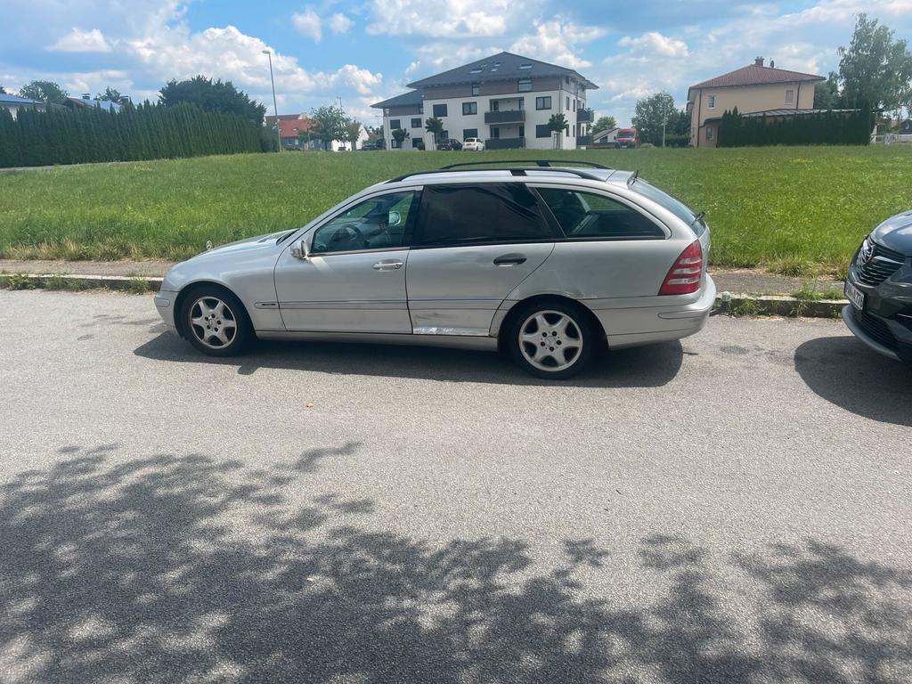 Mercedes-Benz C 200