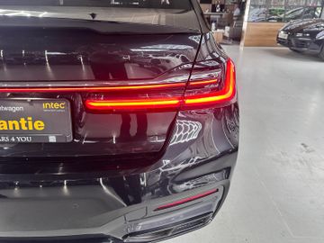 BMW 740 - 8