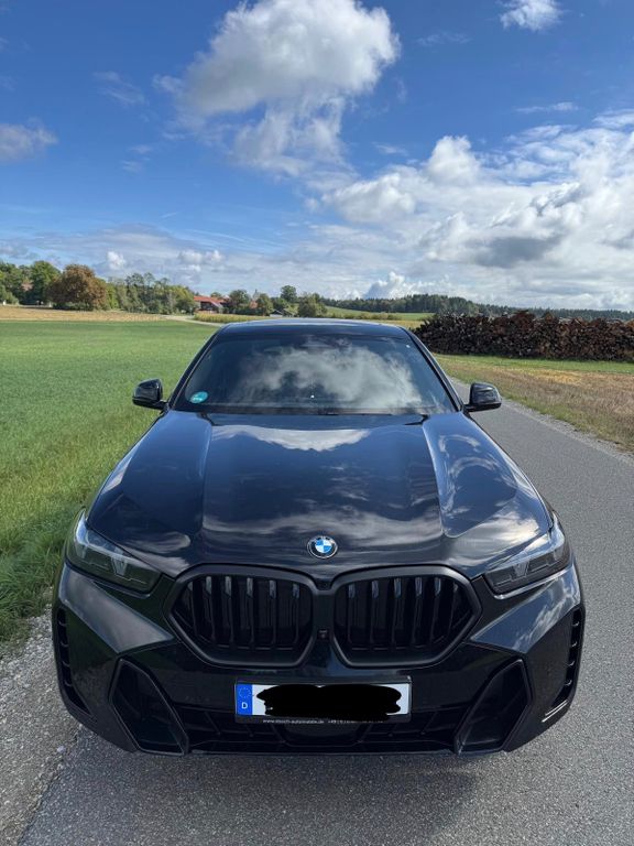 Image of BMW X6