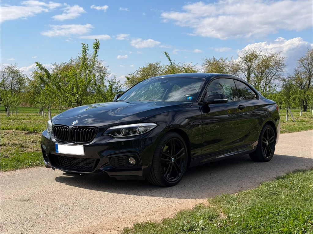 Image of BMW 220