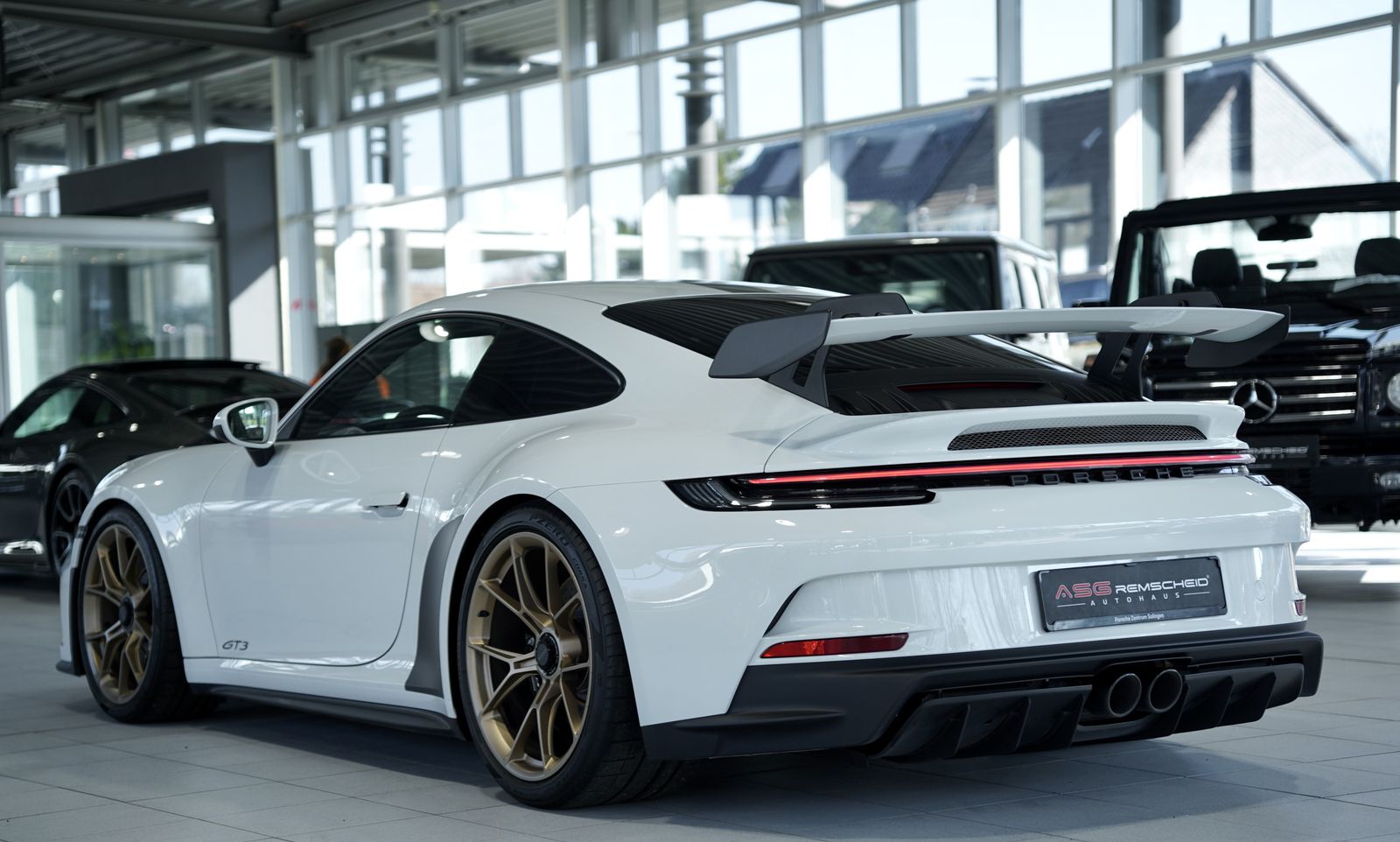 Porsche 992