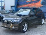 Audi Q5 50 TFSIe quattro/Leder/Volldigital/AHK/1 Hand - Audi Q5 mit Hybrid-Antrieb: Schwarz