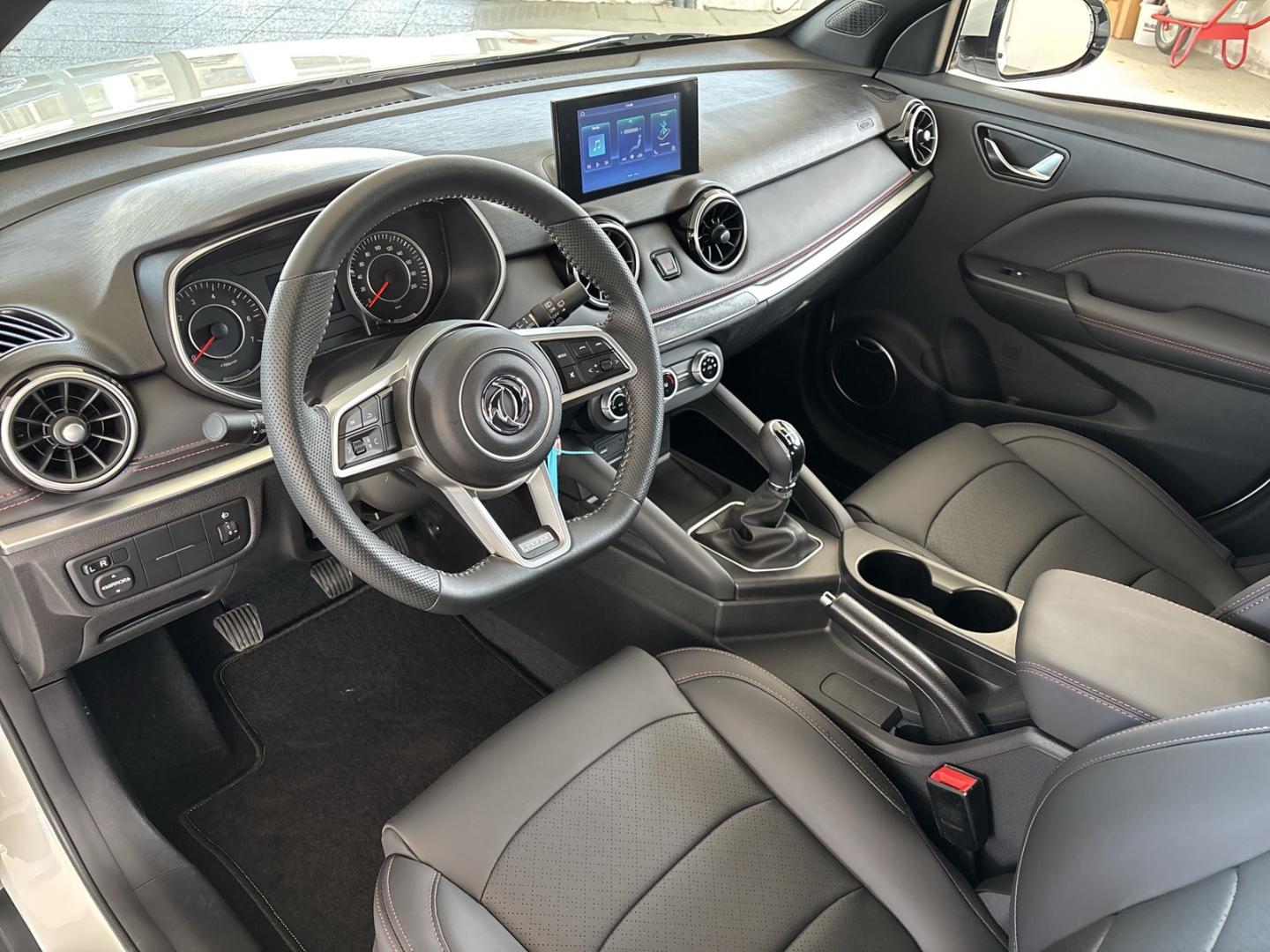 DFSK Fengon 500 1.5L 4 Zyl. Rückfahrkamera Klima