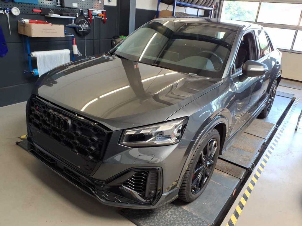 Image of Audi SQ2