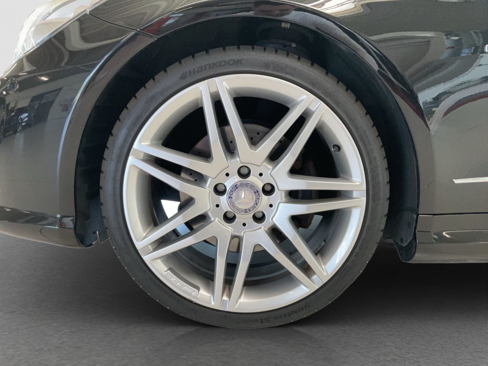 Fahrzeugabbildung Mercedes-Benz E 250 CGI AMG-Paket, H-K Sound, Memory