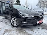 Opel Astra 1.4 Turbo 120 Jahre - Opel Astra: Limousine, J