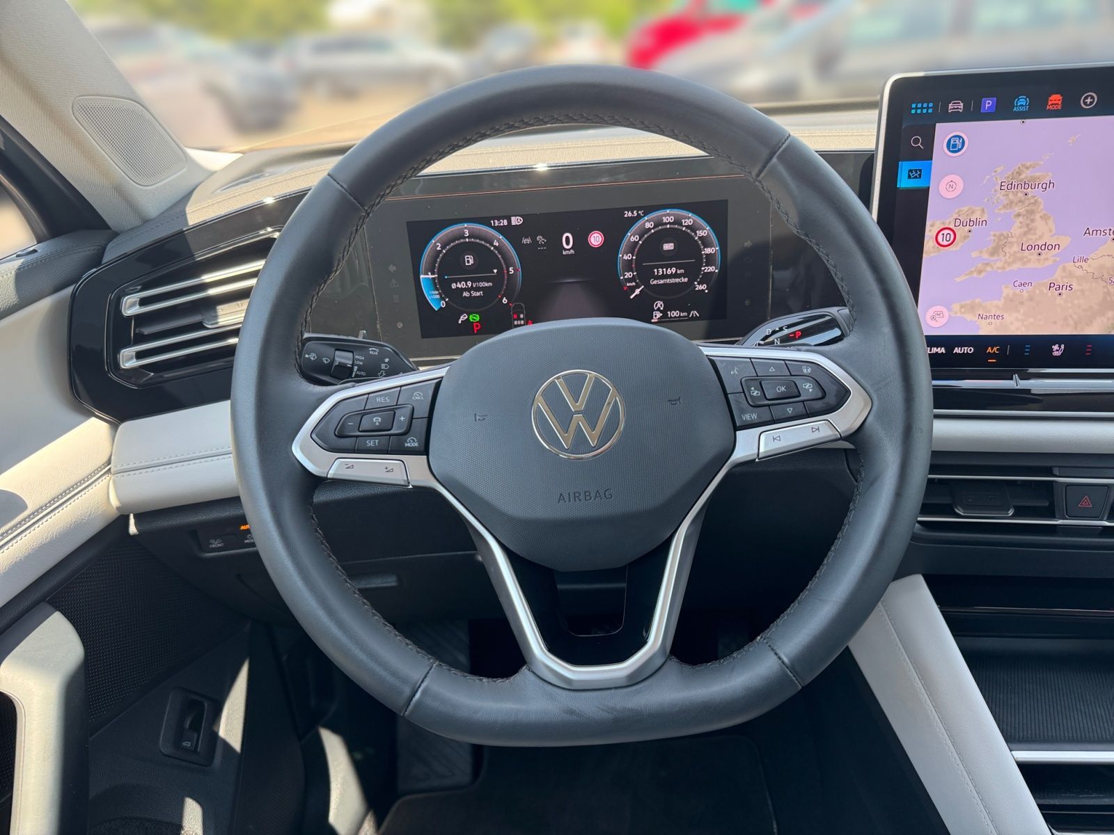 Volkswagen Tiguan - Bild 10