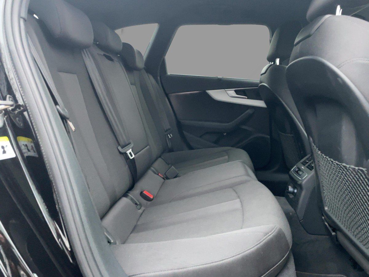Audi A4 Avant TDI quattro S tronic AHK Navi LED foto 9