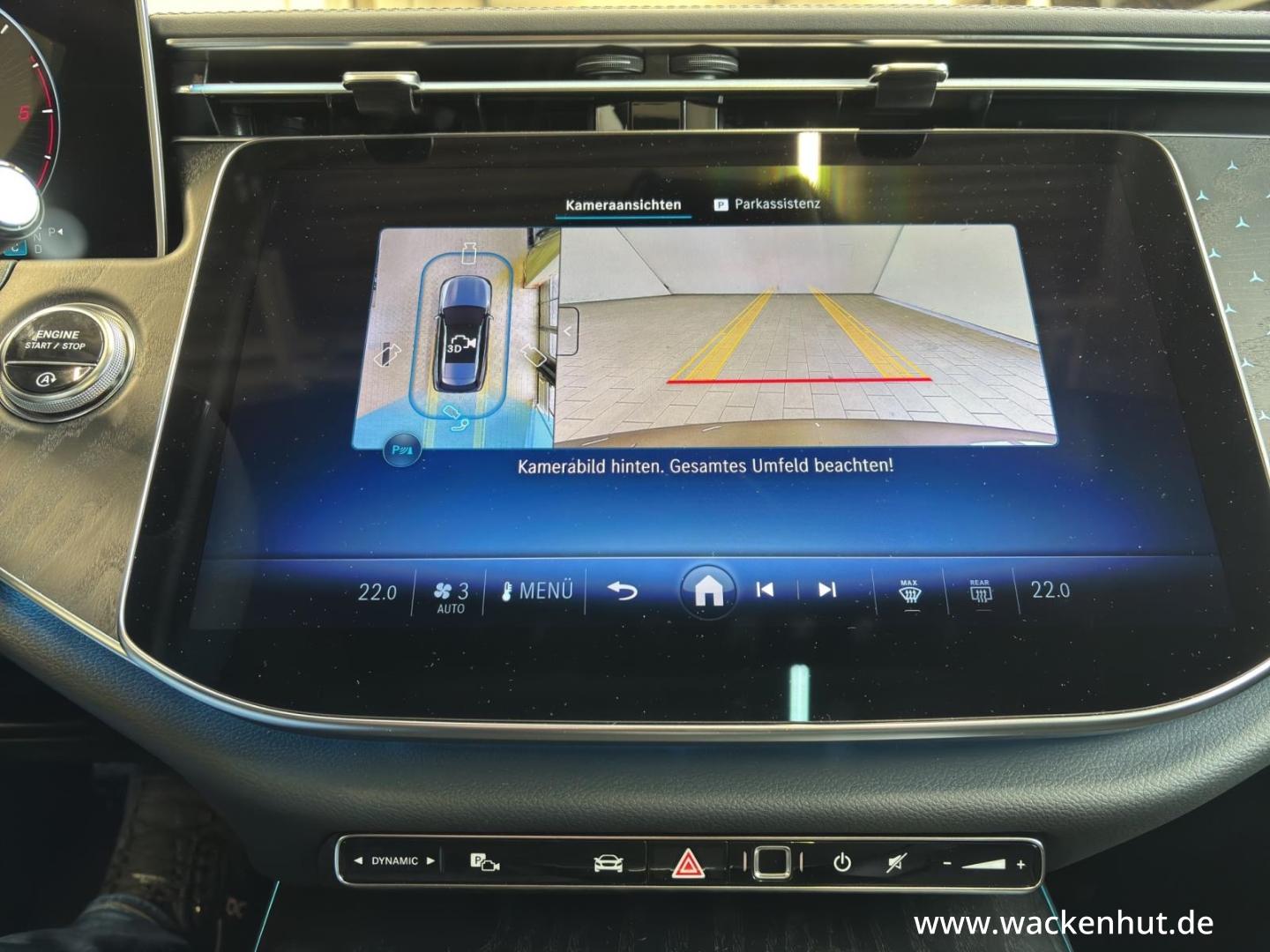 Mercedes-Benz E 220 d T AMG LINE ADVANCED PLUS AHK+DISTR+BURME
