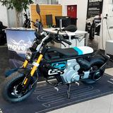 BMW CE 02 AM Highline Long Range 2 Akkus