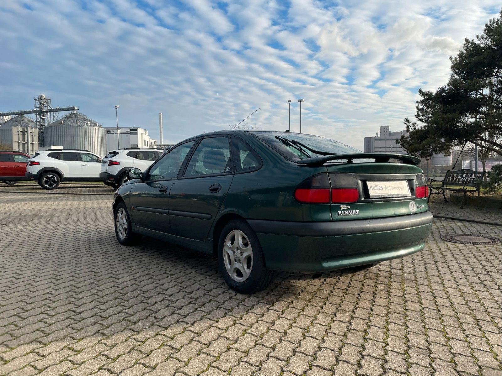 Fahrzeugabbildung Renault Laguna RXE 3.0 V6 24V Concorde