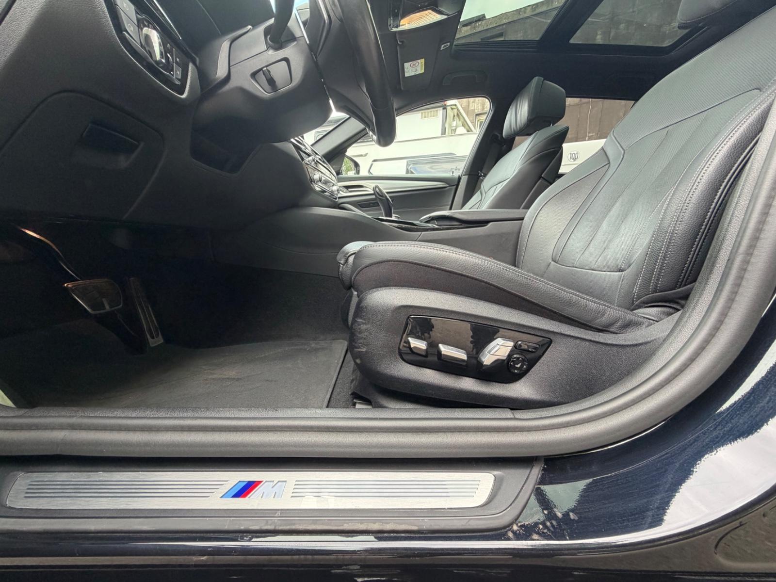 BMW 530d  Touring   M-Sport Performance  1-Hand