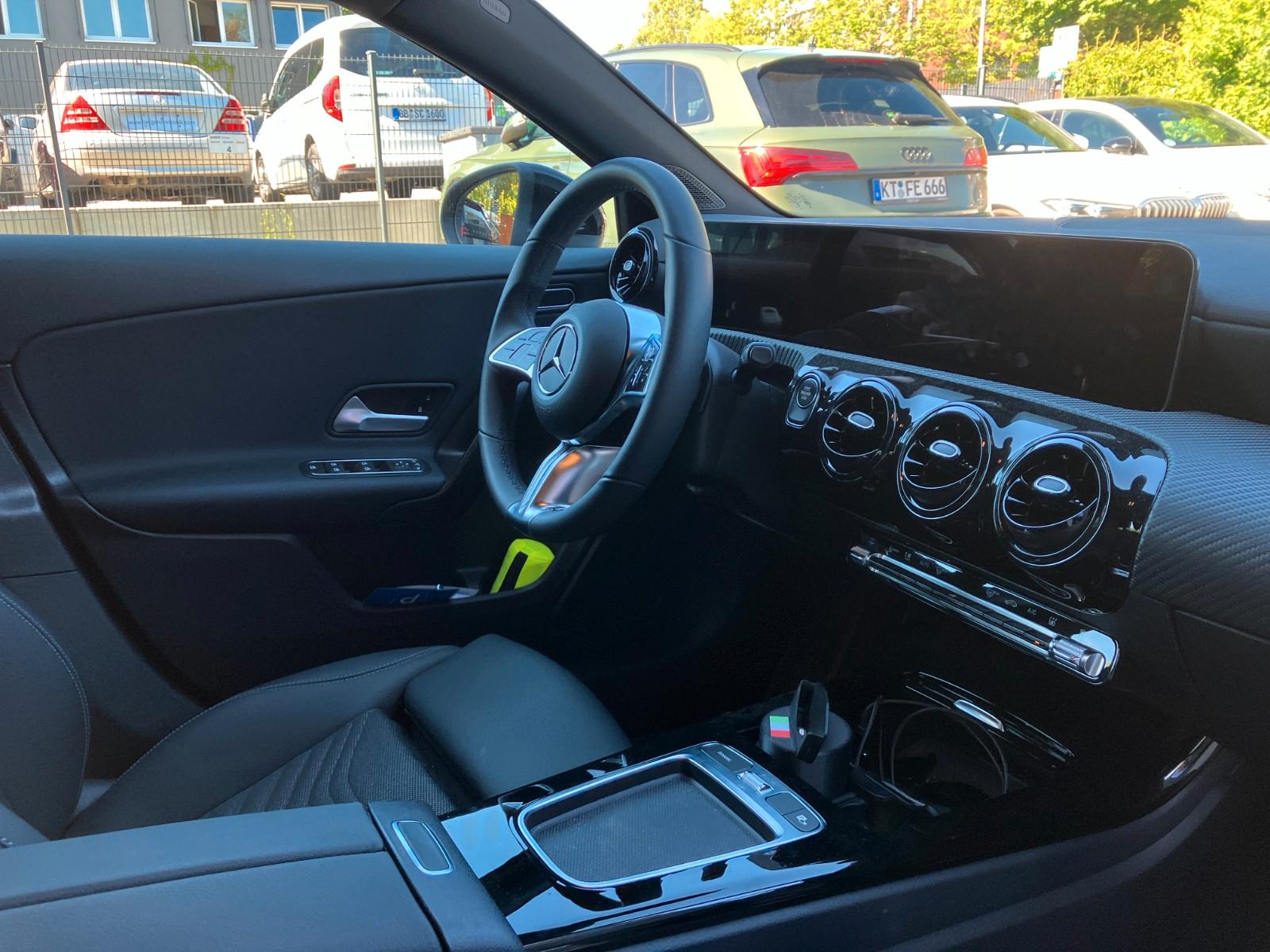 Mercedes-Benz A 250 e