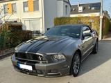 Ford Mustang Cabrio 3.7 L V6  Xenon Leder Automatik - Ford Mustang aus 2012: V6