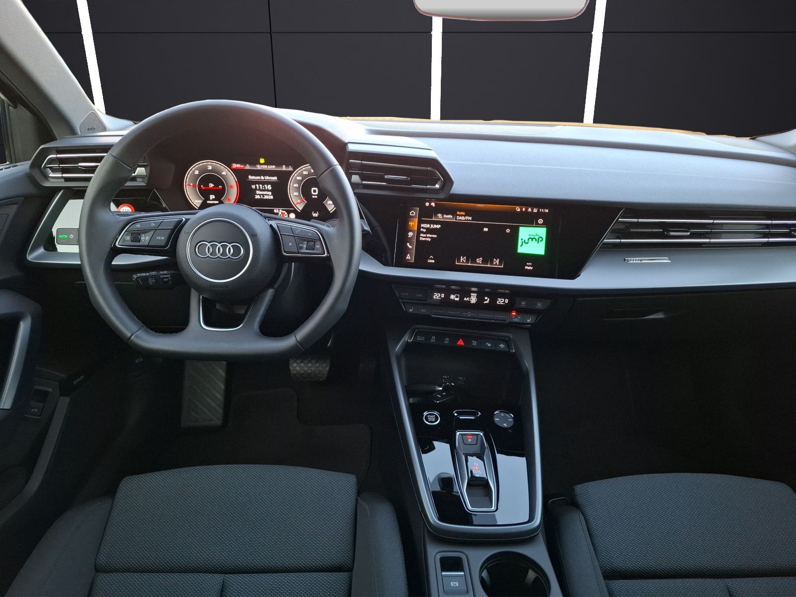 Fahrzeugabbildung Audi A3 Limousine 35 TDI S-line S tronic Standhzg LED