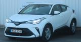 Toyota C-HR Hybrid Style Selection