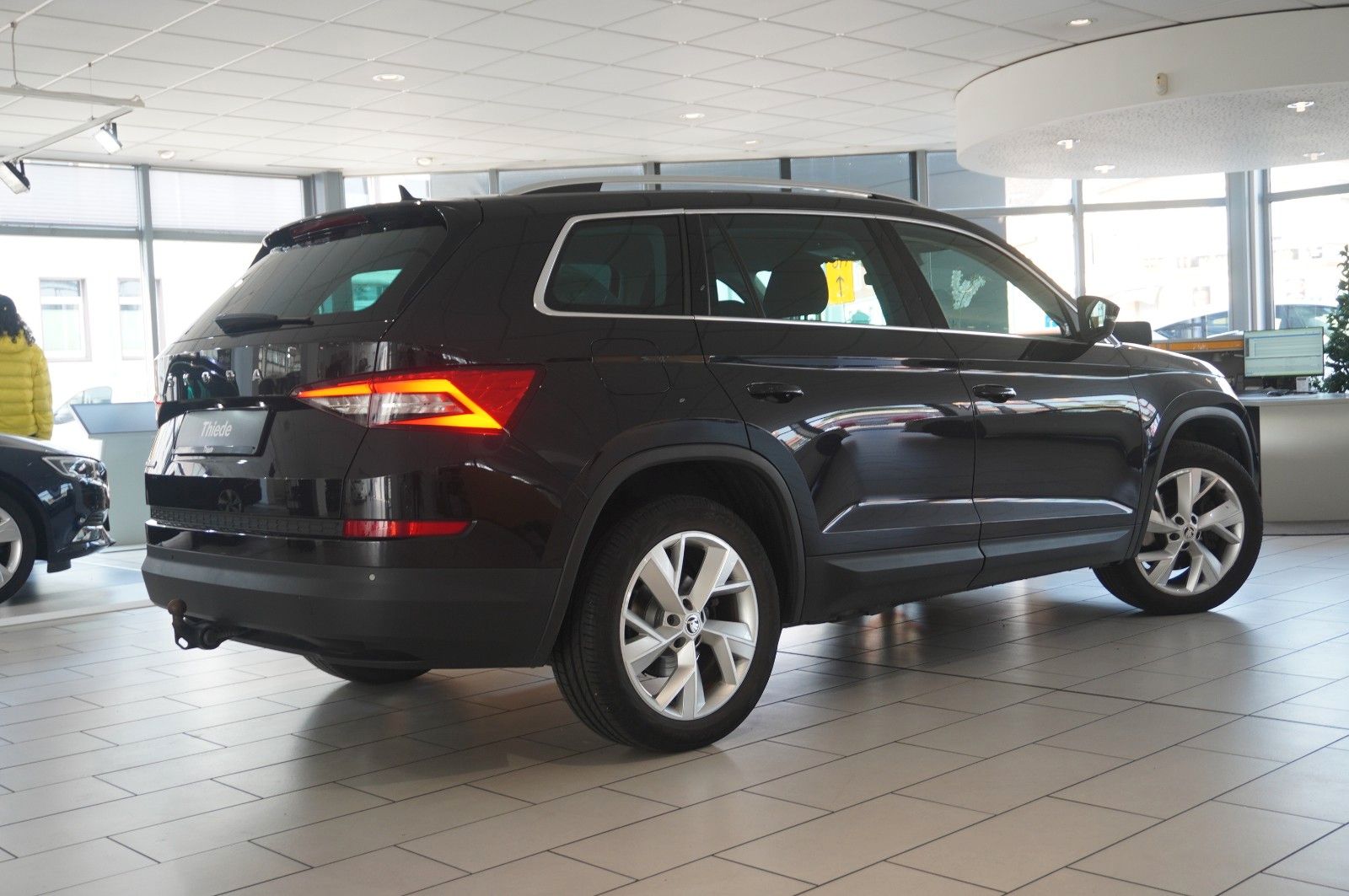 Fahrzeugabbildung SKODA Kodiaq 2.0D STYLE 7-SITZ NAVI/LED/KAMERA/ACC/AHK