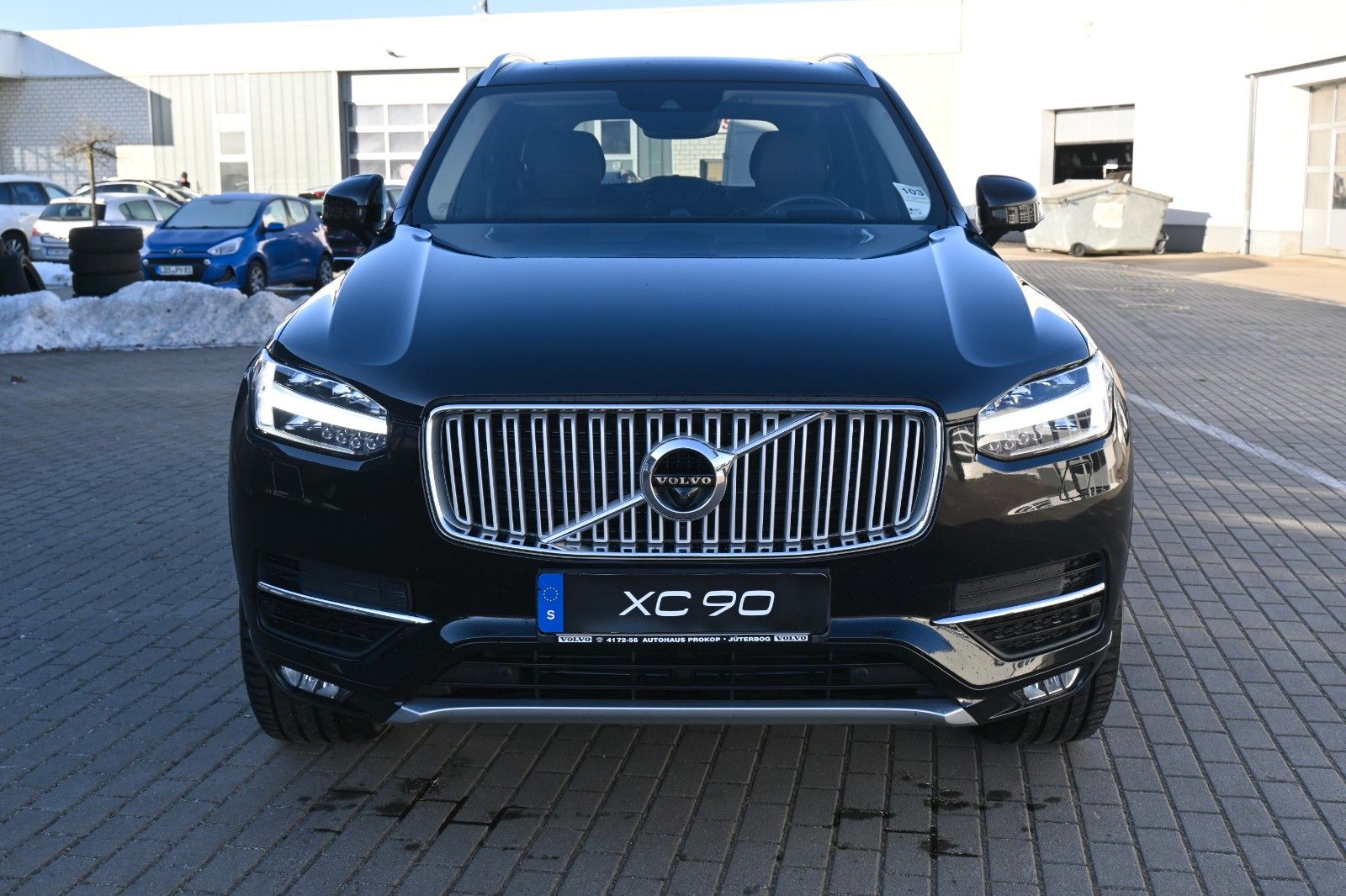 Fahrzeugabbildung Volvo XC90 D5 AWD Autom. Inscription*LUFT*360°*AHK*7-S