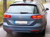 Volkswagen Passat 2.0 TDI SCR Trendline - VW Passat Gebrauchtwagen in Karlsruhe