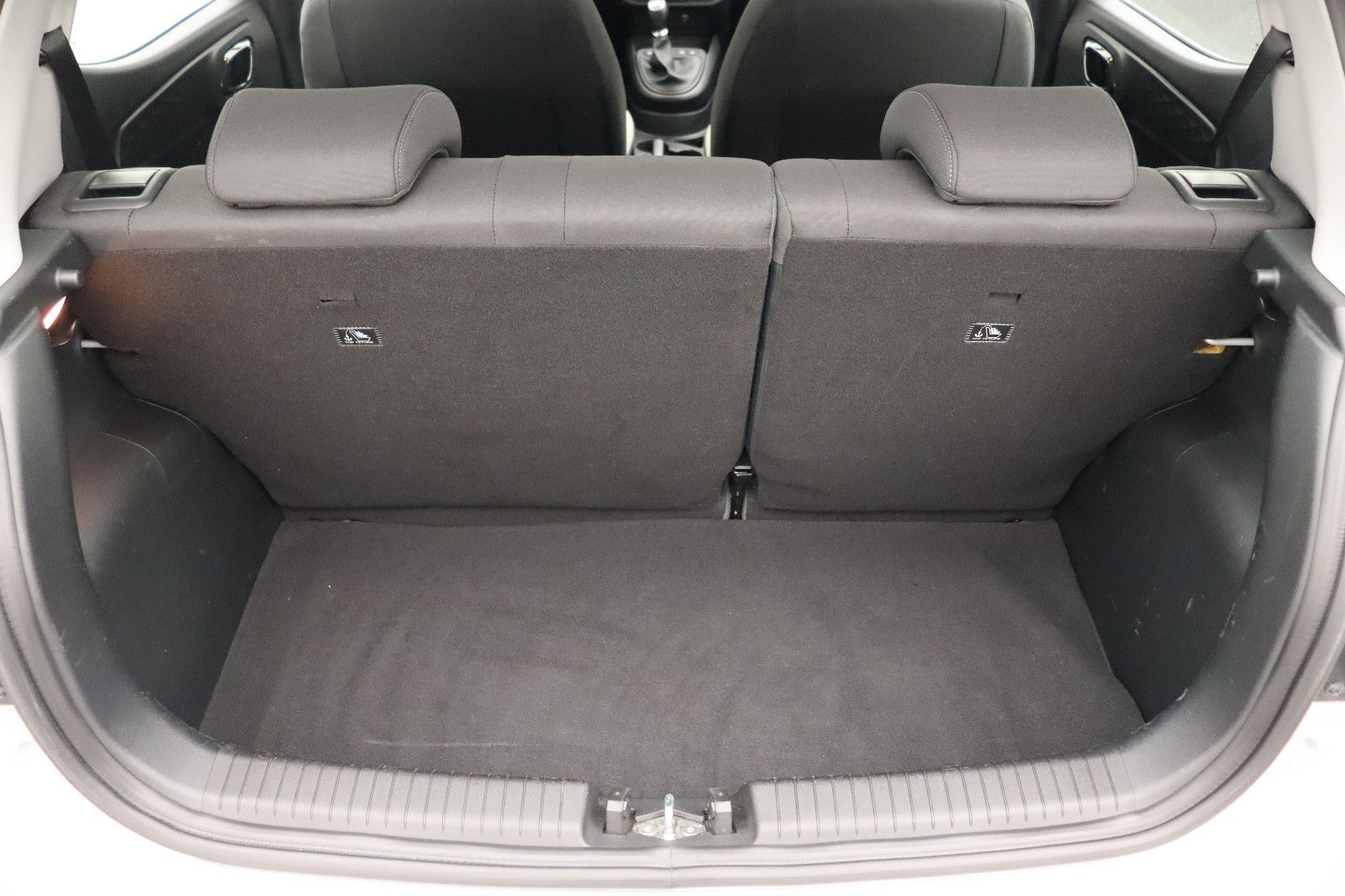 Fahrzeugabbildung Hyundai i10 Select SHZ LHZ LDA TEMPO