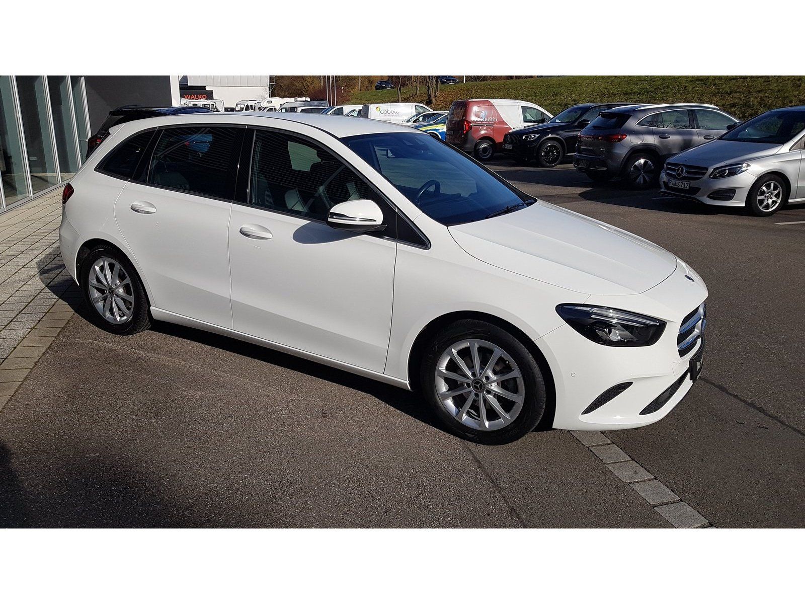 Mercedes-Benz B 180 Progressive 7G-DCT  TEMPO LED AHK Sitzh. foto 5
