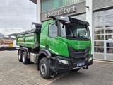 Iveco AT300X54Z HR OFF Bordmatik AHK Intarder - Iveco grün