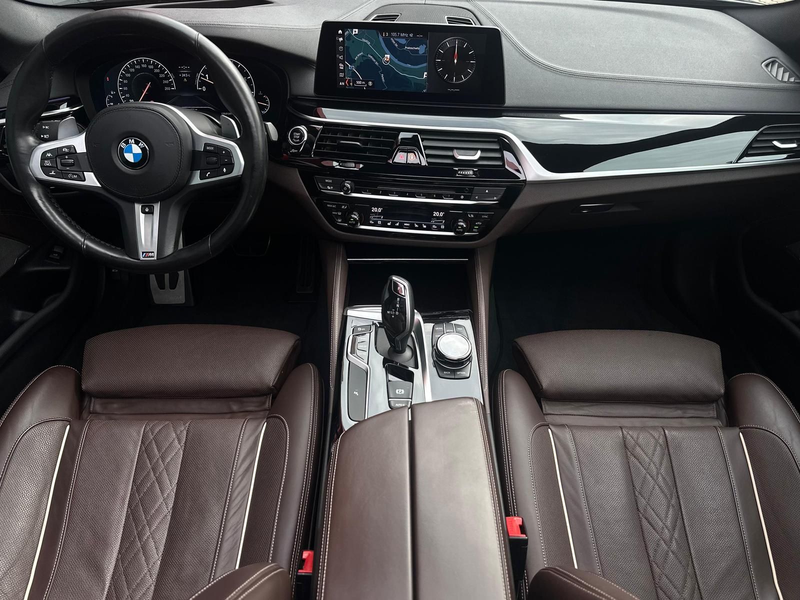 BMW 540i xDrive M SPORT SHADOWBLACK LED#AHK#ACC#PANO - Image 10