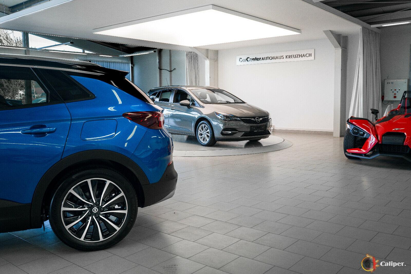 showroom-image-main