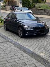 BMW F30 316i Bj 2012 - BMW 123: Limousine