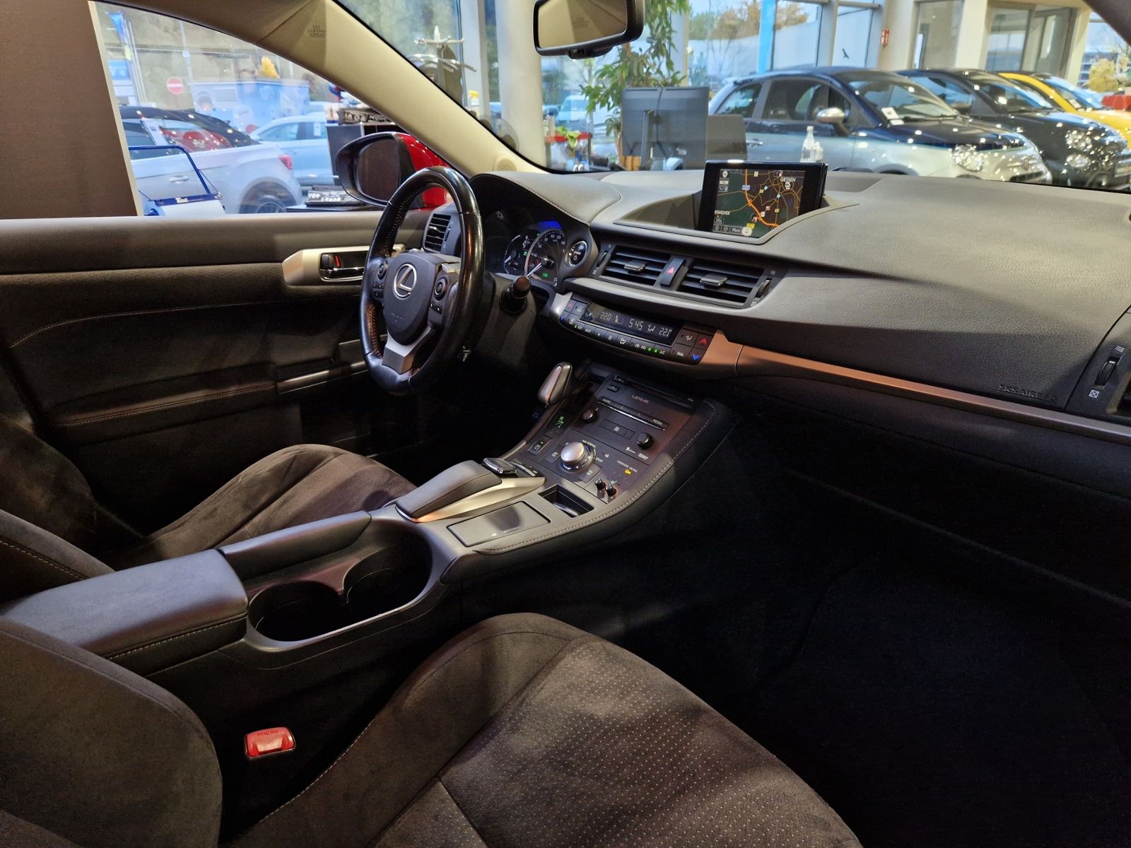 Fahrzeugabbildung Lexus CT200h Executive RFK LED NAVI ALU