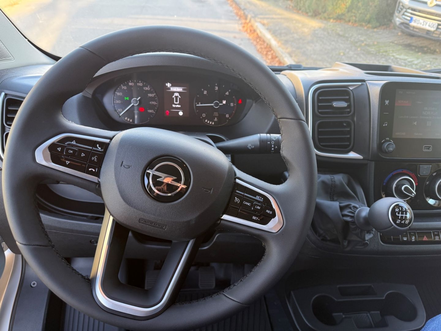 Fahrzeugabbildung Opel Movano 2.2 Cargo L2H2 +Allwetter+Kamera+Carplay